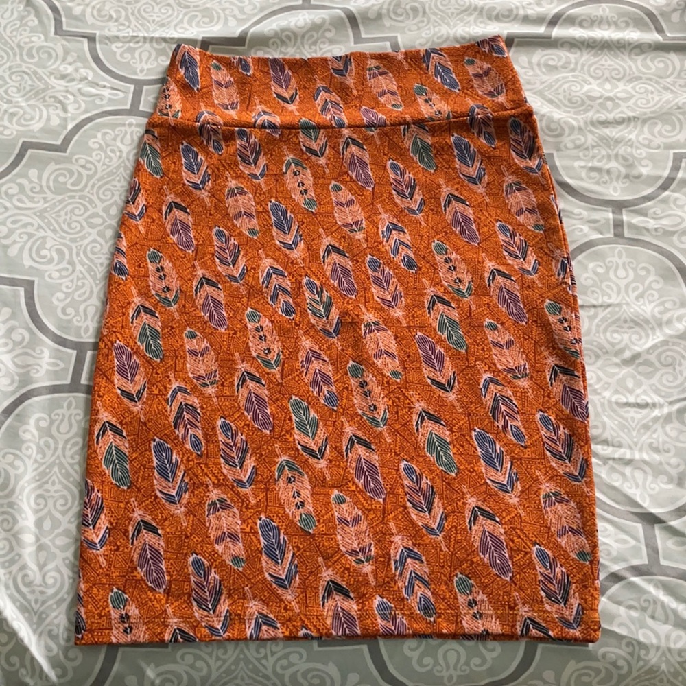 🪶 LuLaRoe Feather Cassie Skirt 🪶
